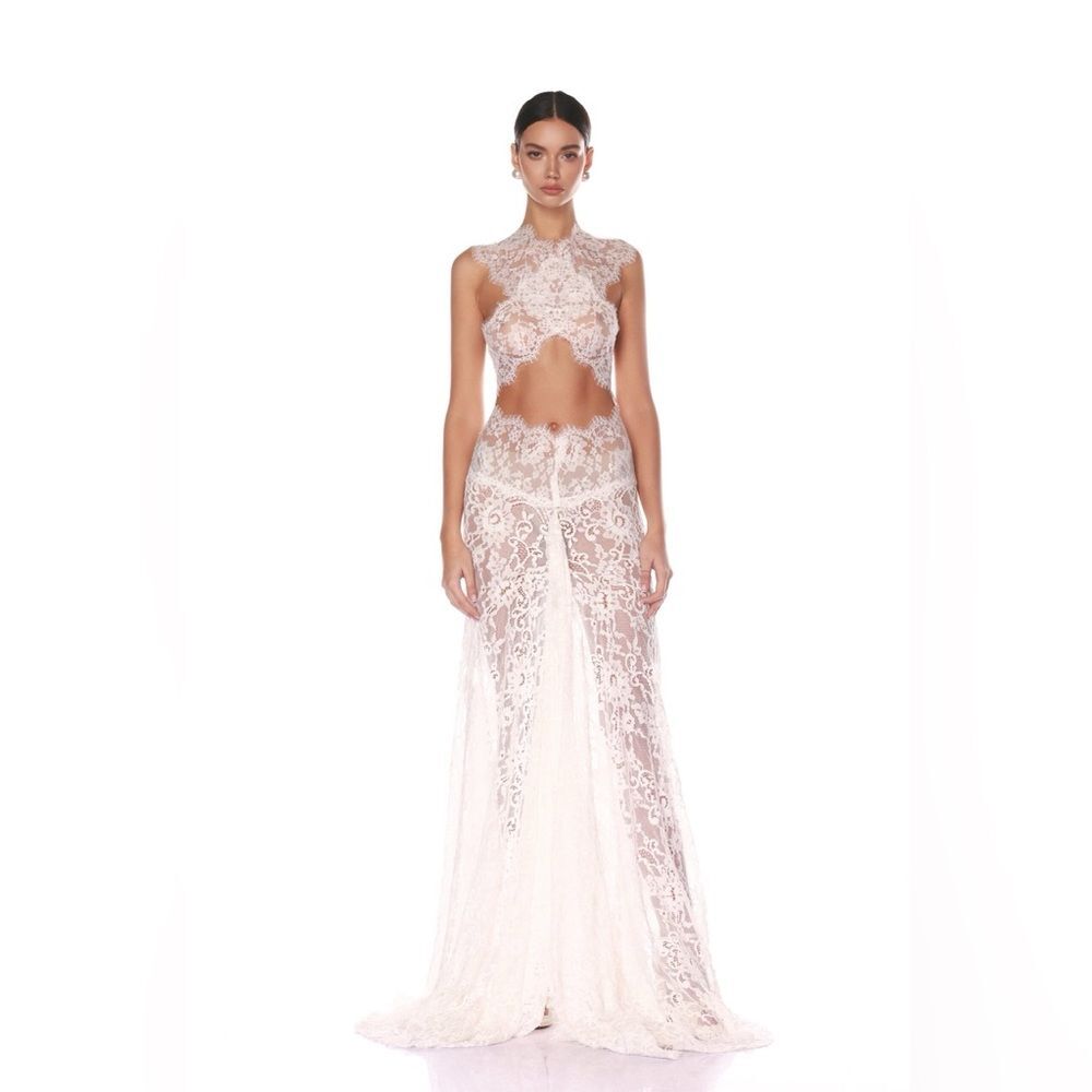 NWOT BRONX AND BANCO Naia Lace Gown in White Wedding Evening Gown